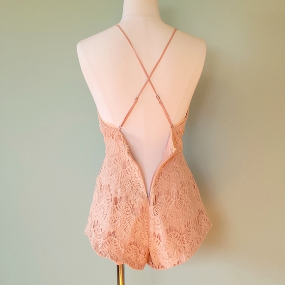 Stylestalker Blush Pink Lace Romper - Picture 3 of 9